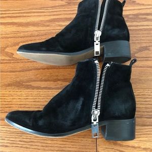 Dolce Vita Booties